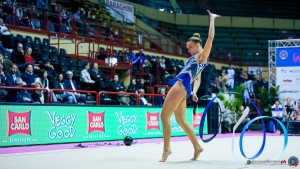 milanese forza e coraggio rondelli alessandra un nastro sfe05619a copia simone ferraro ph copia